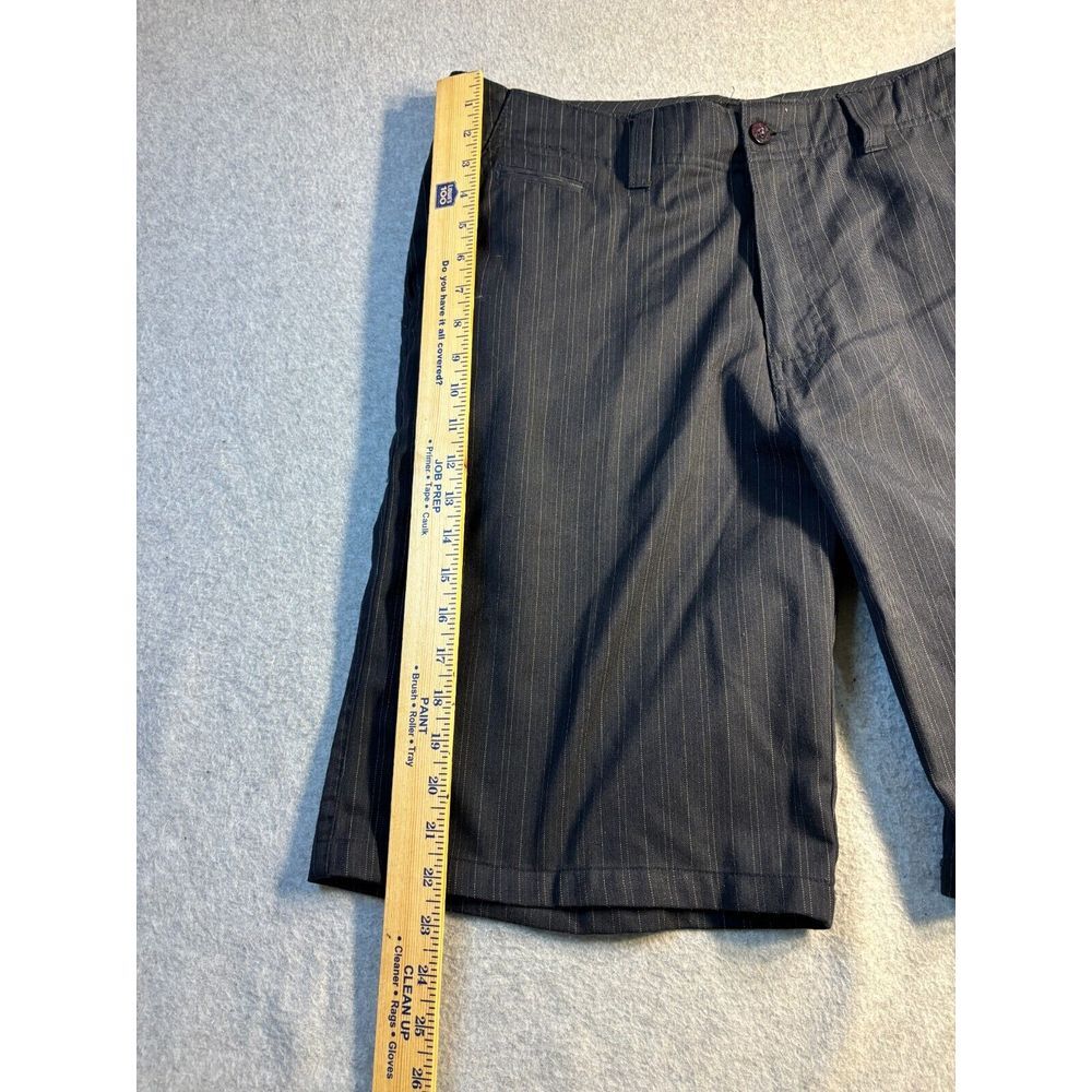 O'Neill Chino Shorts Men Size 34 Black Striped Pocket Flat Front Embroidery Logo - Picture 4 of 5